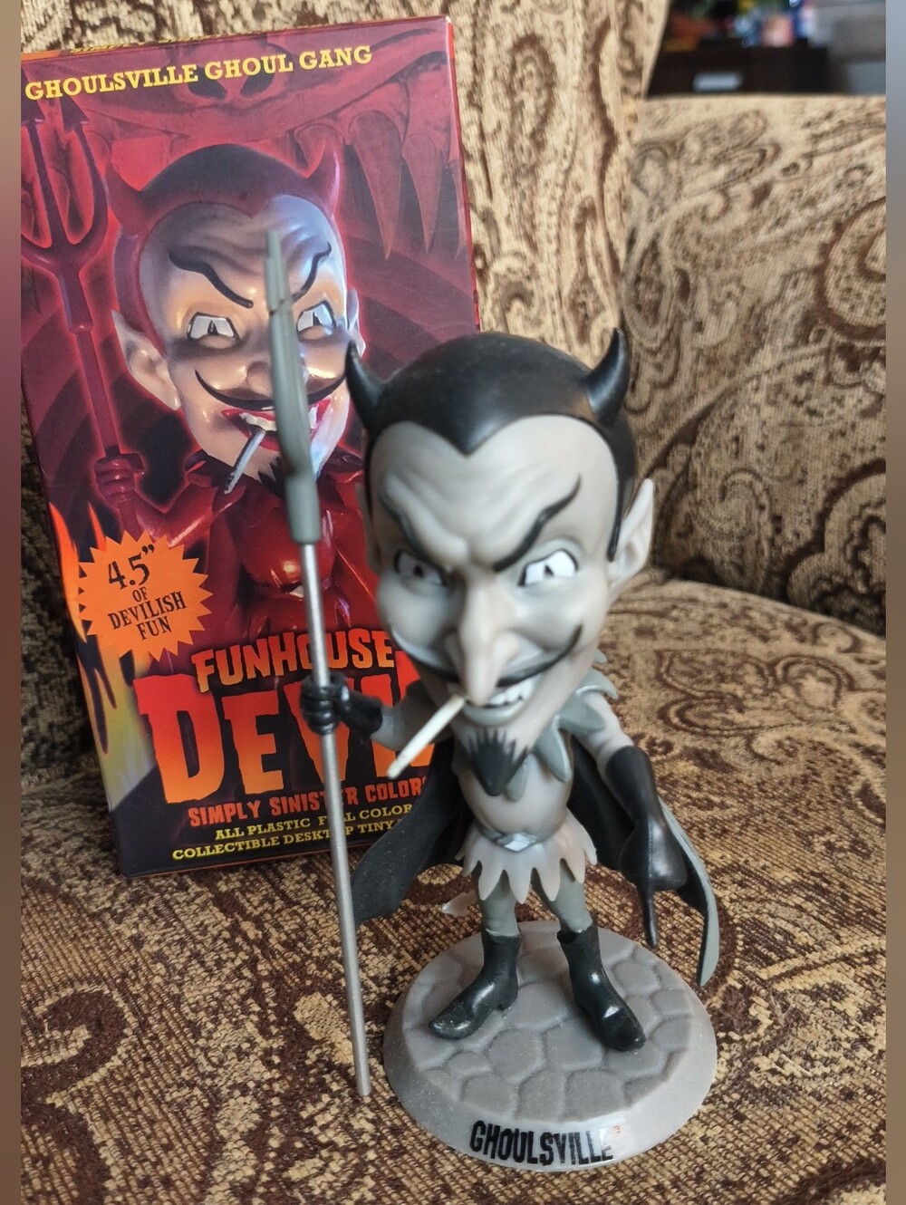 NIB Simply Sinister and Midnight Movie - Funhouse Devil Collectible Figures - Picture 3 of 4